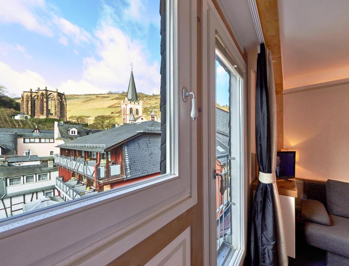 Rhein Hotel บาคาราค ภายนอก รูปภาพ